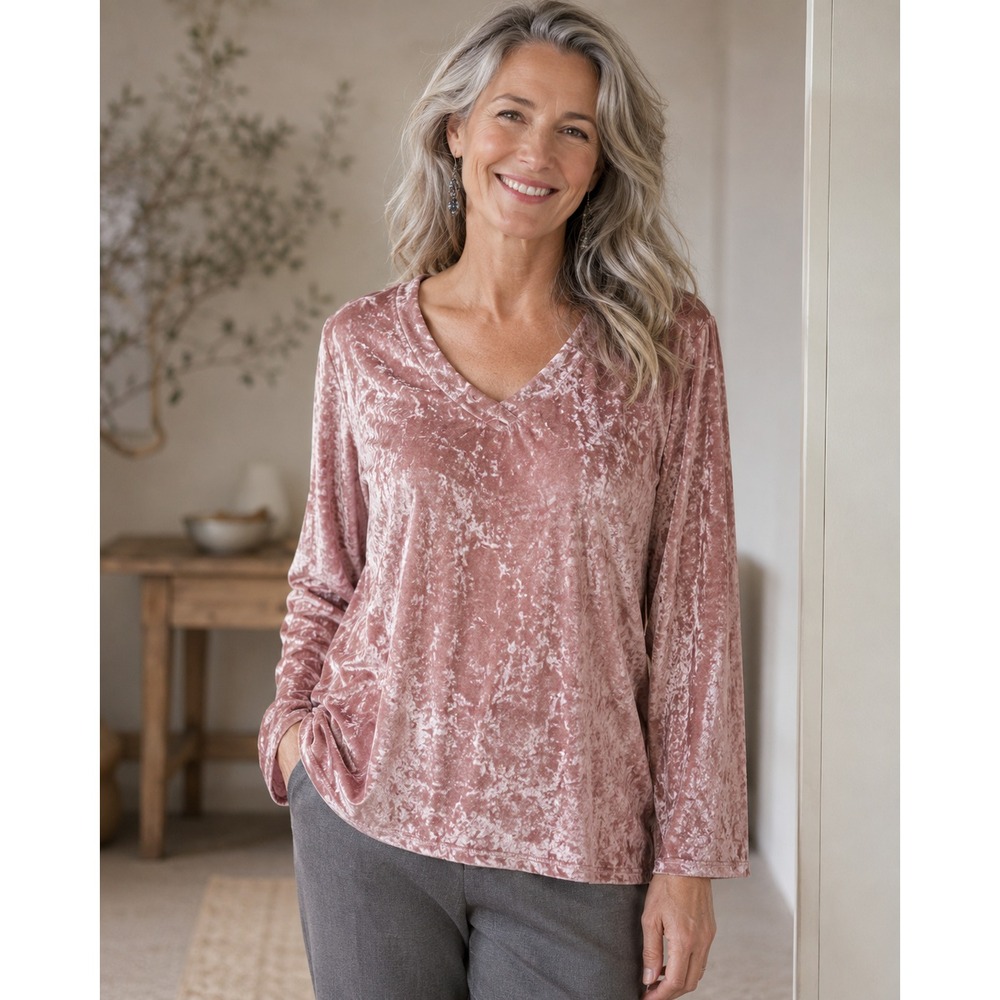 J Jill Women's Top Medium Pink Crushed Velvet Long Sleeve Pullover Relaxed Fit